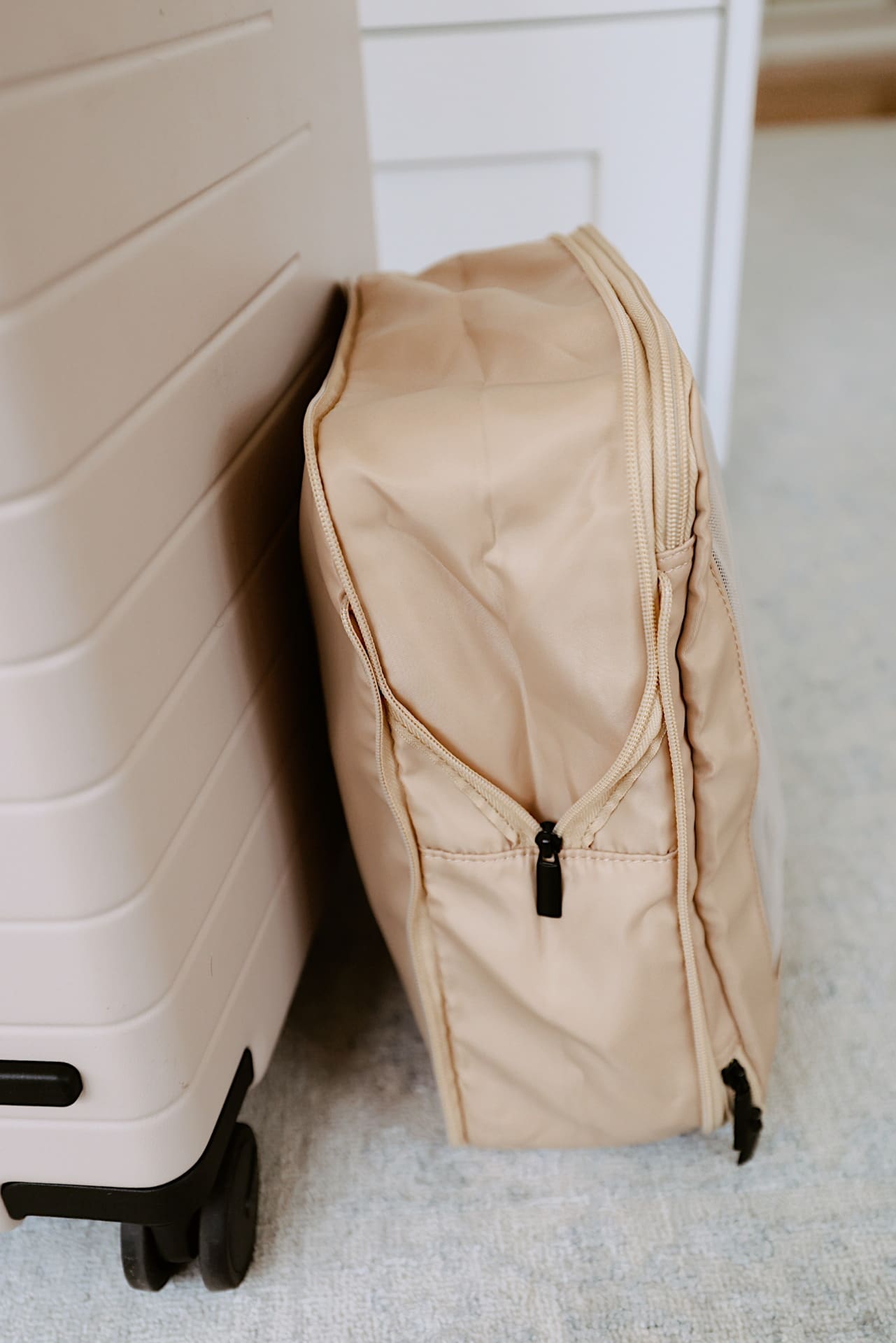 Quince packing cubes, packing tips for traveling with a carry-on only