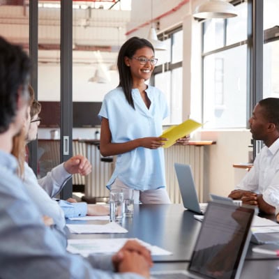 Should You Dress Like Younger Coworkers?