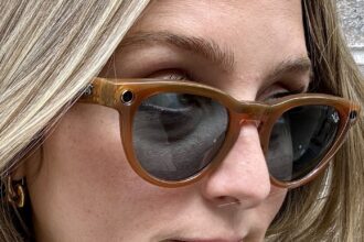 Ray-Ban Meta Smart Glasses