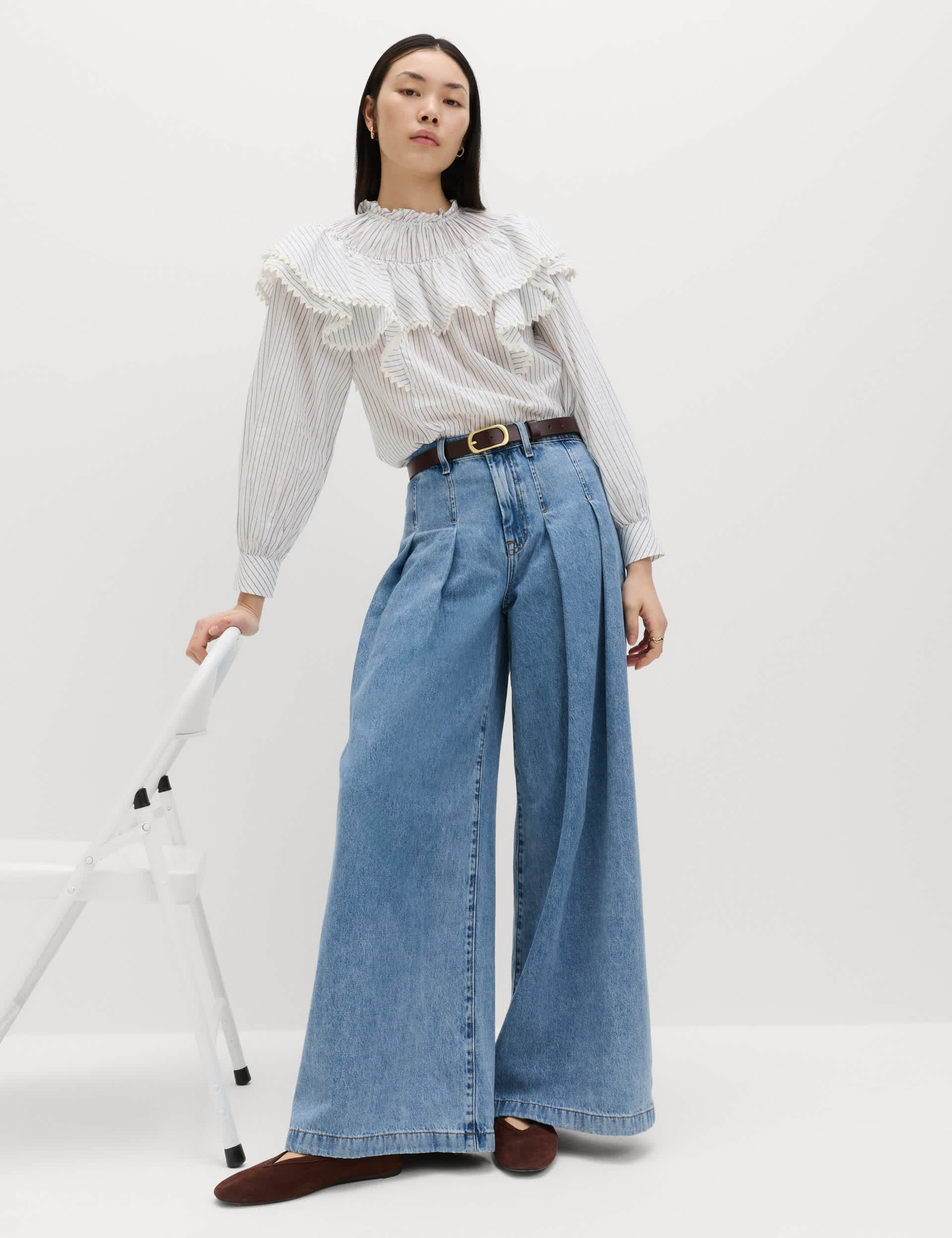 High Waisted Pleated Palazzo Jeans