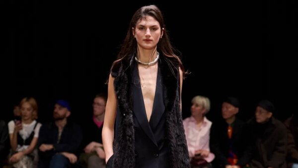 Hodakova Fall 2026: Putting on a Front