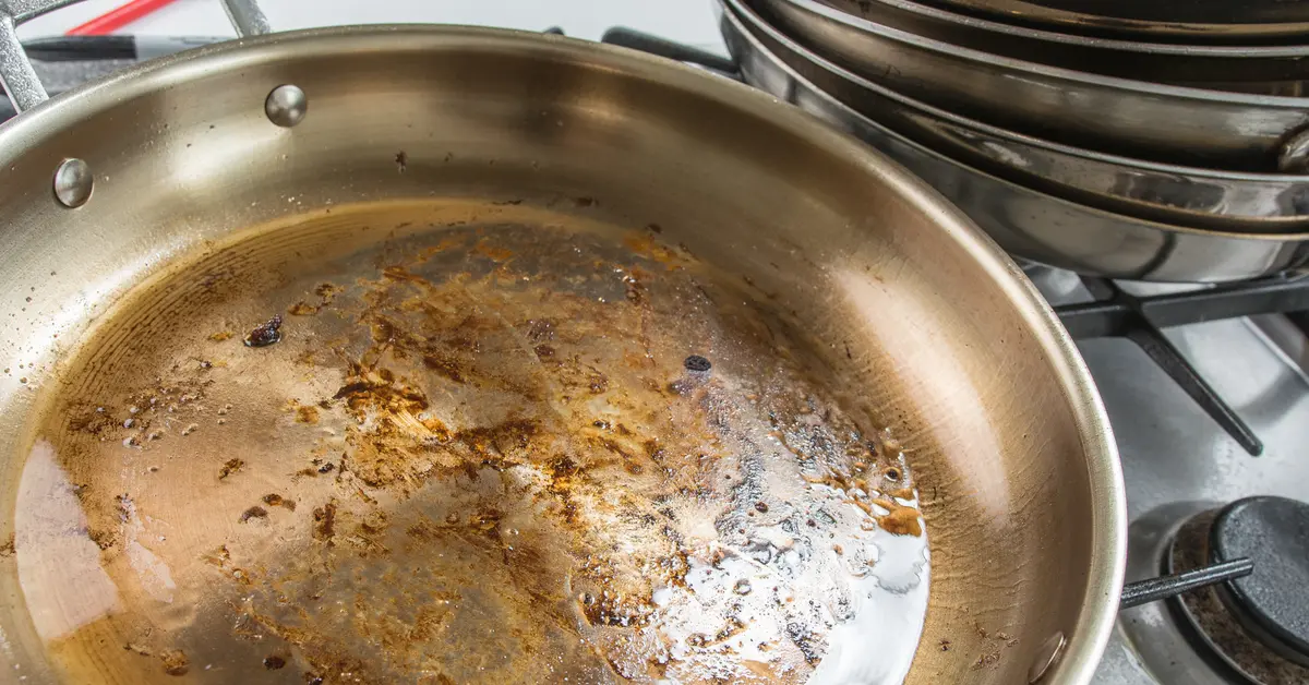 How to Clean Stainless Steel Pans