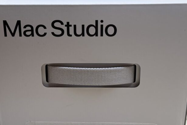 I am selling some of my computer and camera gear: First come - First serve!