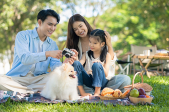 Spring Family Photoshoot Ideas That Will Wow Everyone  | Skylum Blog