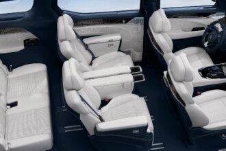 This Zeekr People Mover Just Landed in Australia And It's More Luxurious Than Most Private Jets