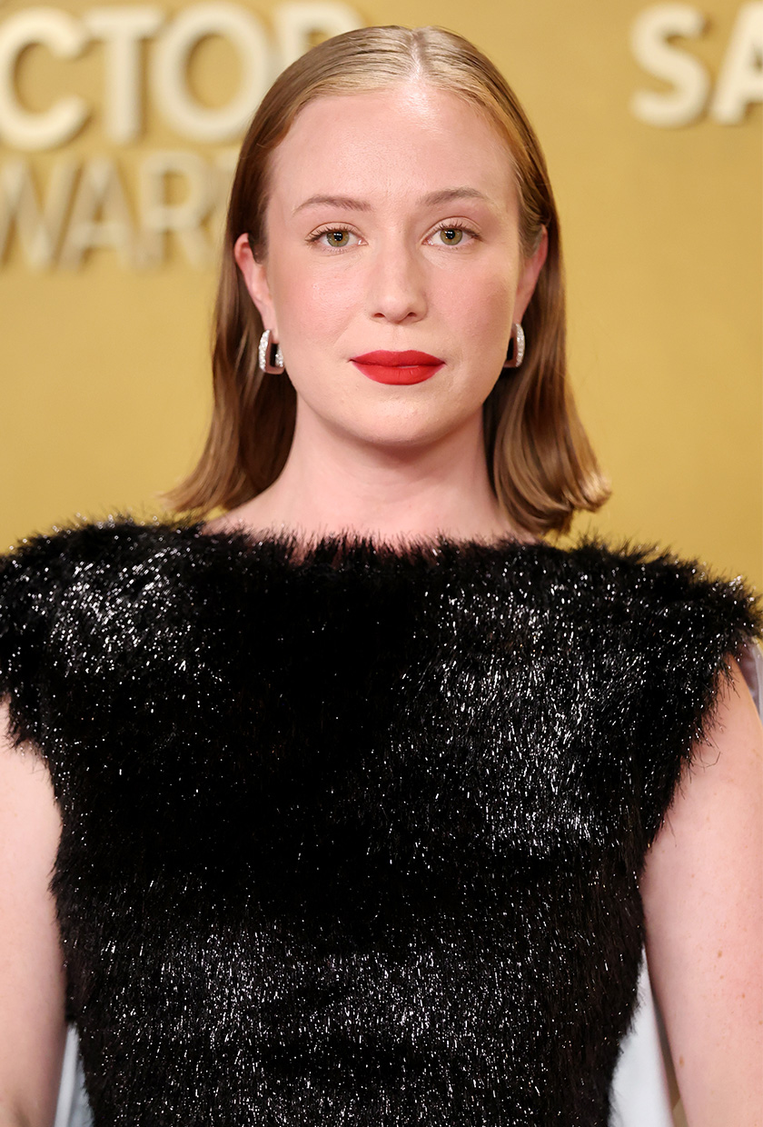Hannah Einbinder attends the 32nd Annual Actor Awards at Shrine Auditorium and Expo Hall on March 01, 2026 in Los Angeles, California.