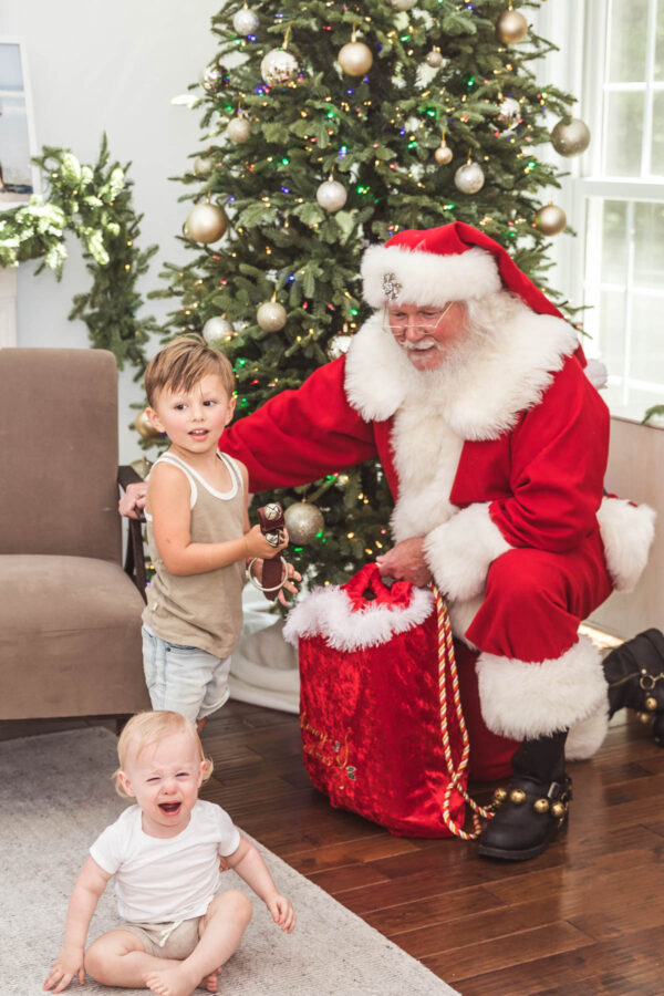 Kimberly Lapides eatsleepwear christmas themed birthday party for 4 year old